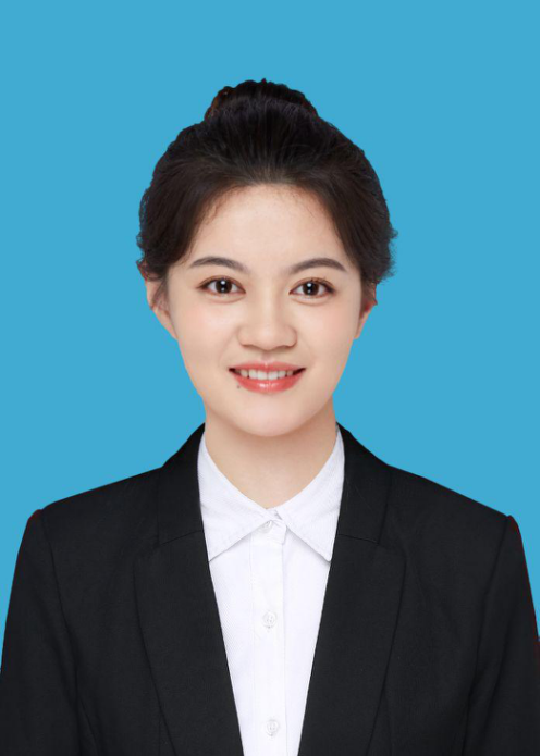 许靓1.png