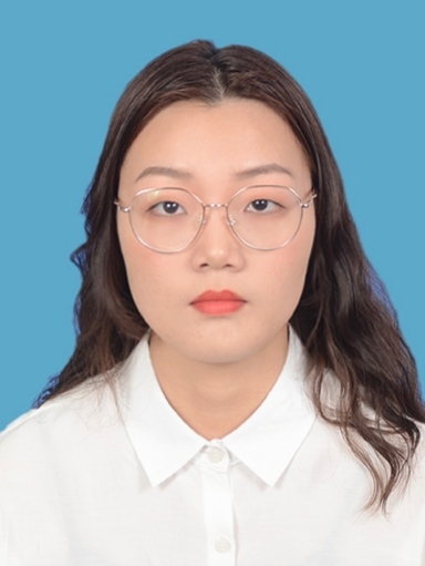 徐伊娜.jpg