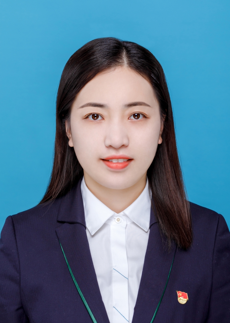 杨珊珊.jpg